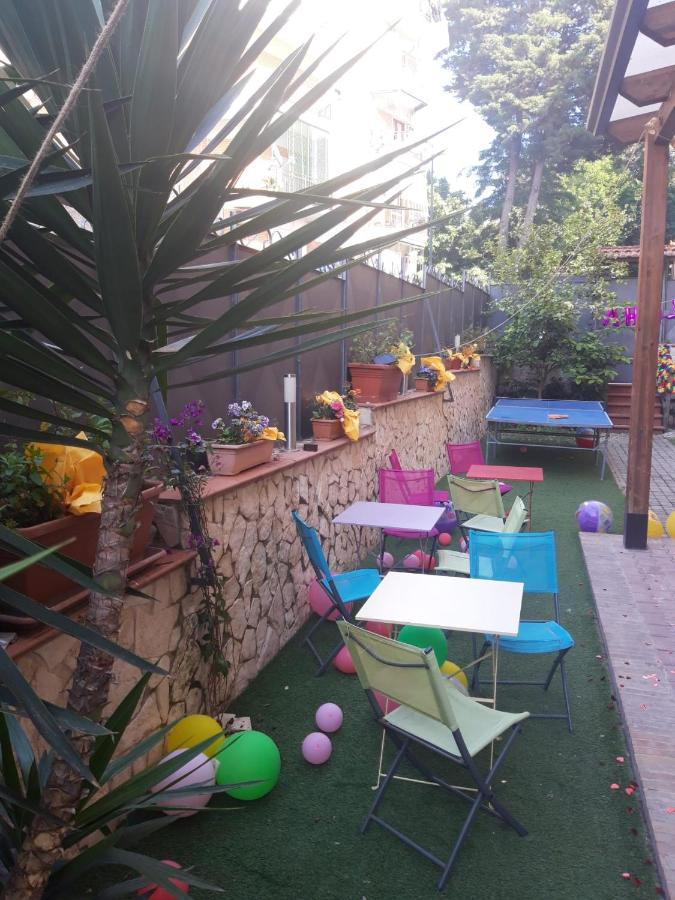 Family Room Портічі Екстер'єр фото