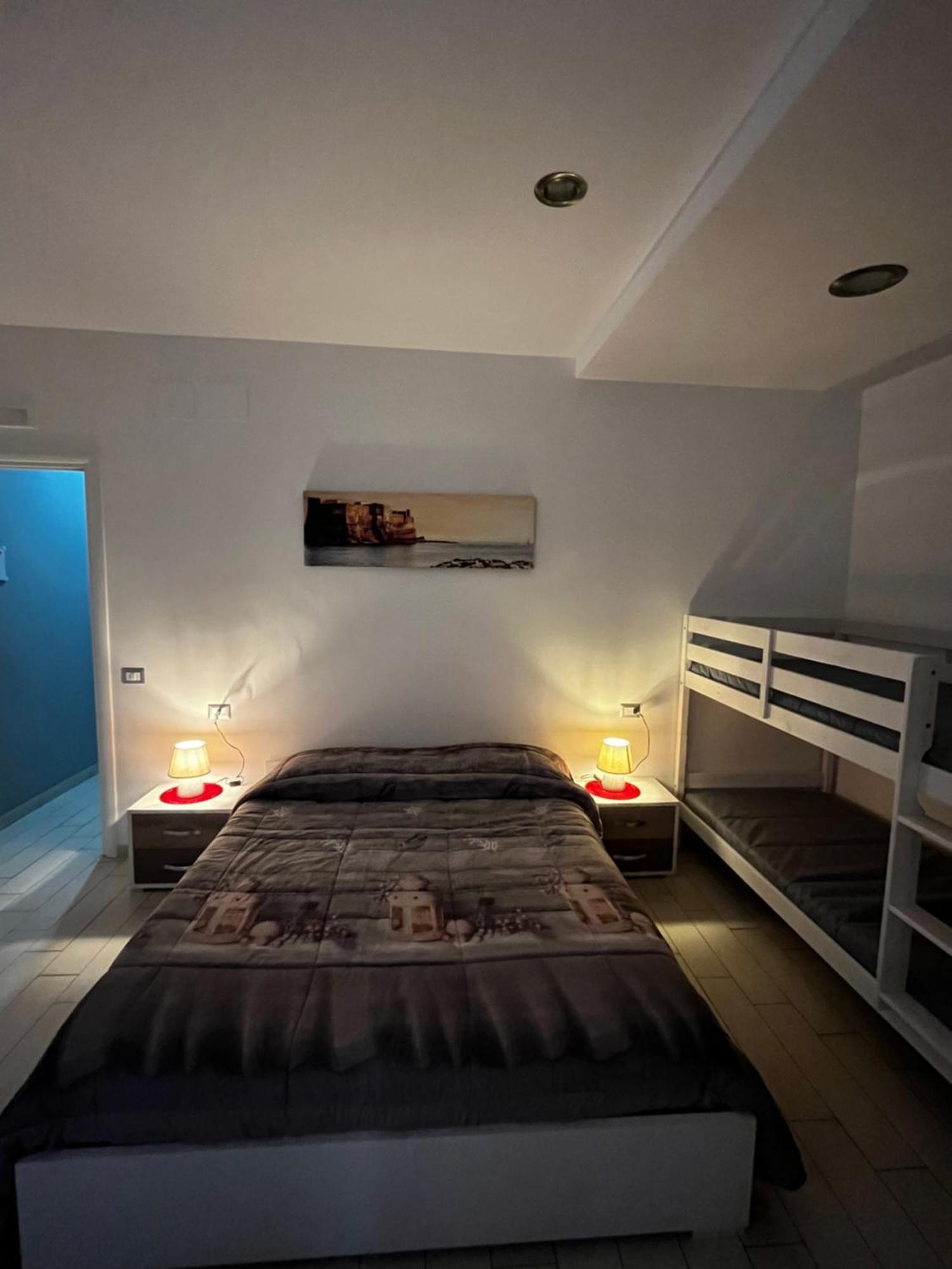 Family Room Портічі Екстер'єр фото